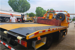 望京附近拖车电话号码服务